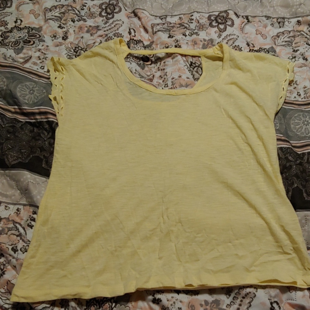 Yellow shirt